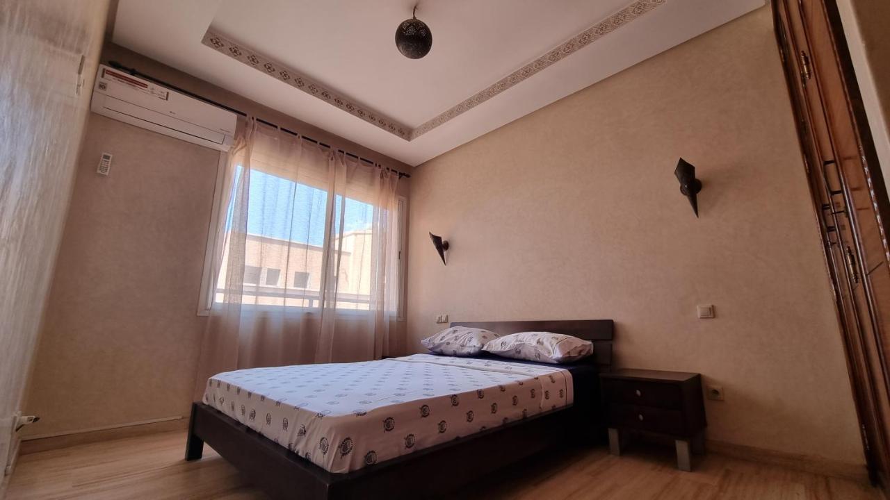 Superbe Appart Marrakech 2 Chambres Avec Piscine, En Plein Centre A 3Min De Guelliz, De La Gare Марракеш Экстерьер фото