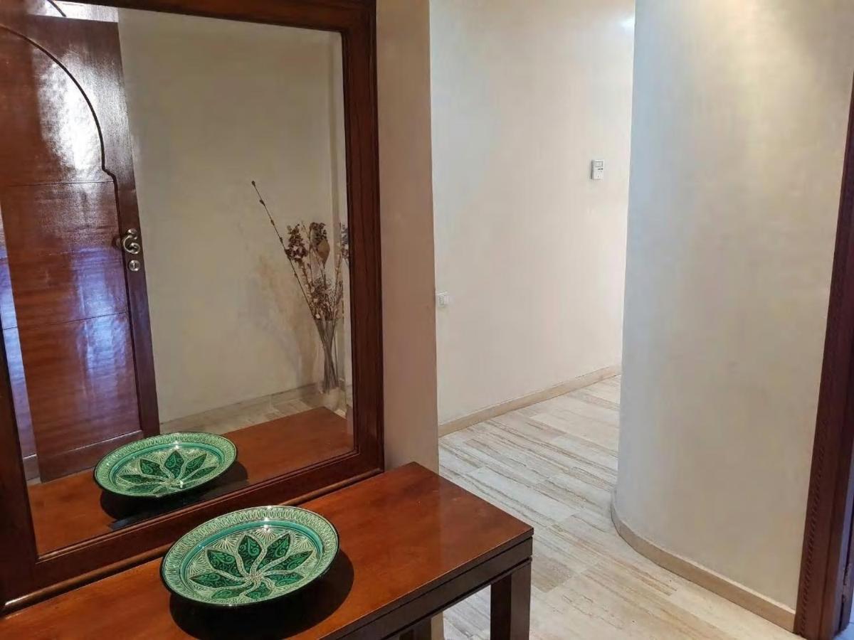 Superbe Appart Marrakech 2 Chambres Avec Piscine, En Plein Centre A 3Min De Guelliz, De La Gare Марракеш Экстерьер фото